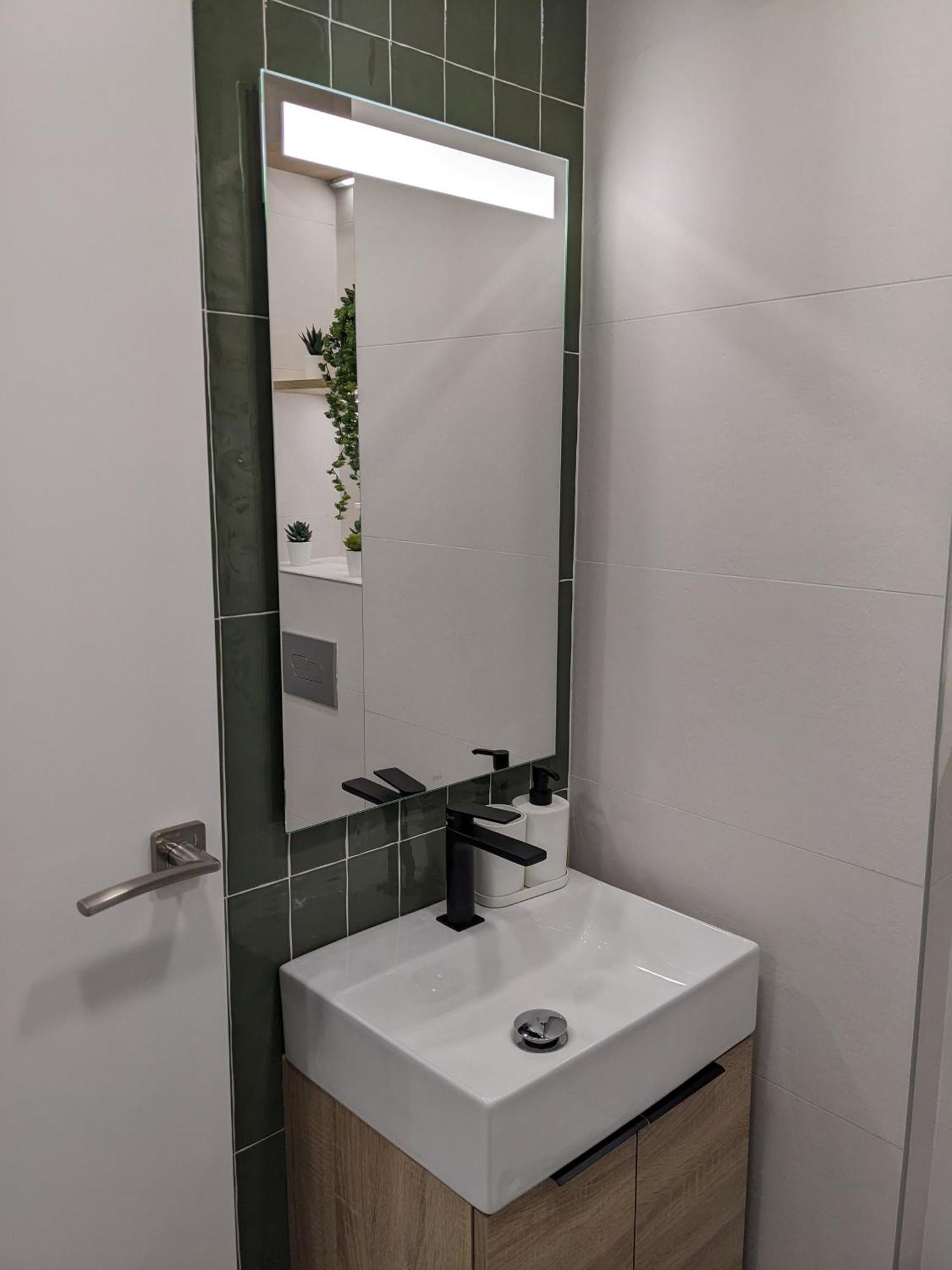 Weflating Fira Apartment L'Hospitalet de Llobregat Luaran gambar